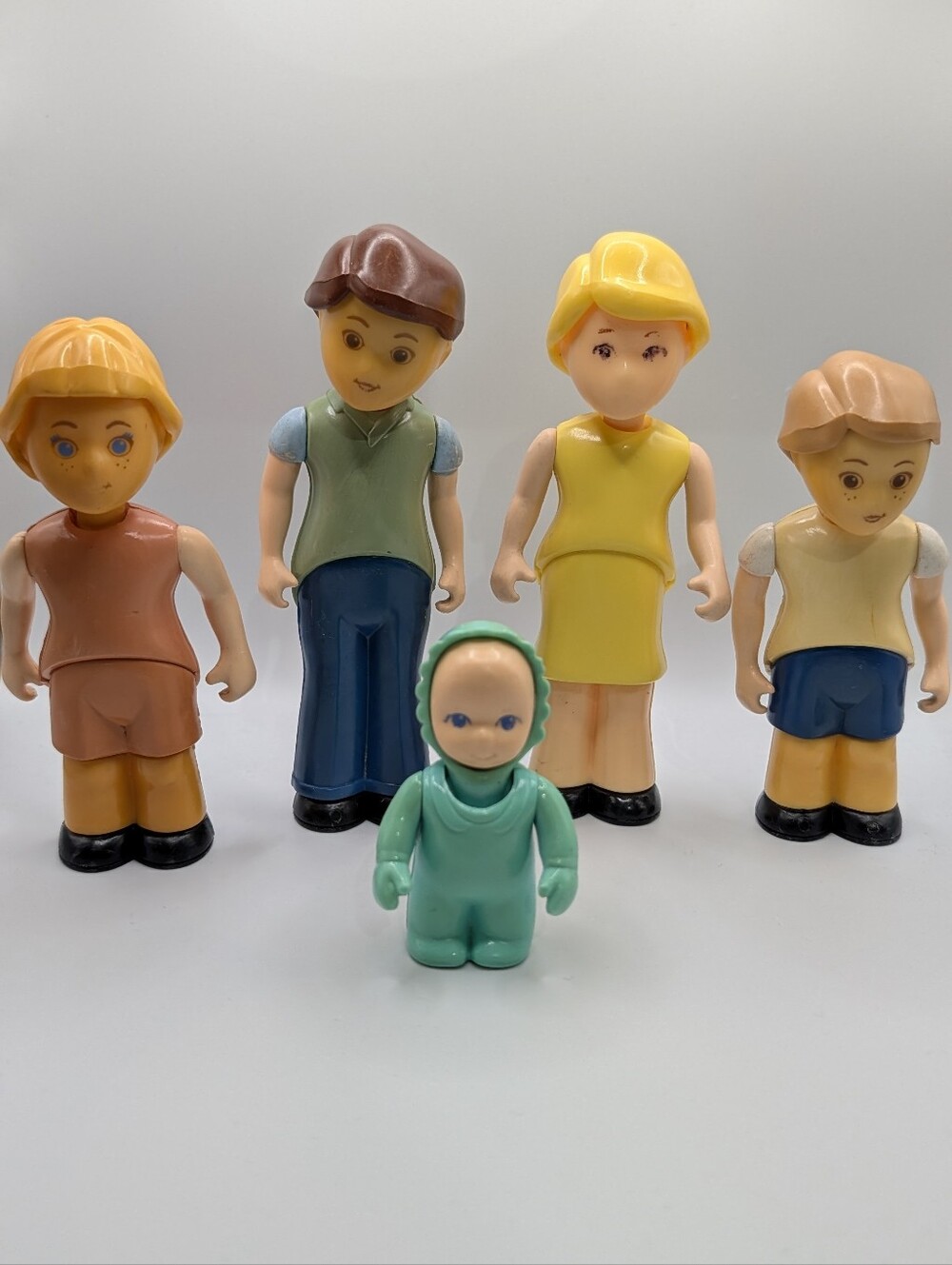 Vintage Little Tikes Family Of 5- Mother, Father, Daughter, Son & Baby